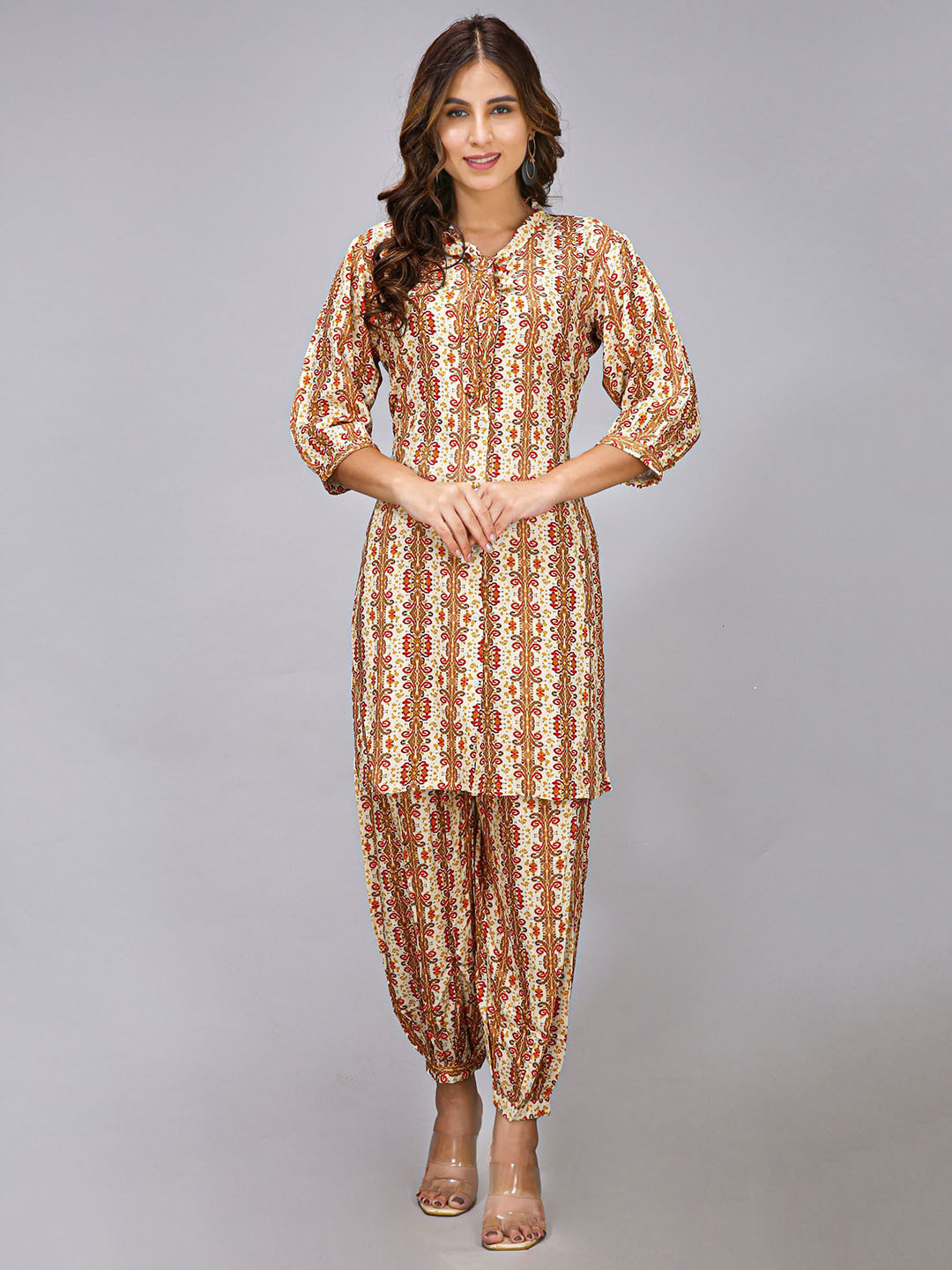 

Krimmple Floral Printed Tie-Up Neck Straight Kurta With Salwar, Beige