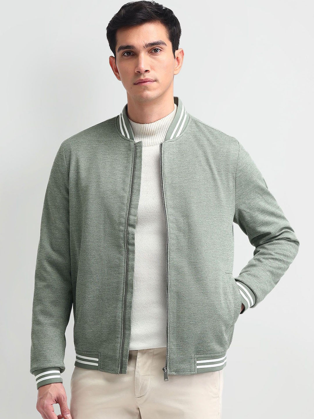 

Arrow Sport Men Solid Stand Collar Bomber Jacket, Green