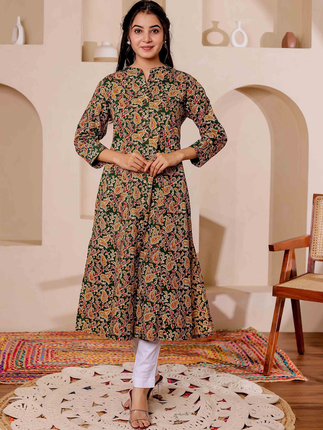 

Chandbaali Paisley Printed Pure Cotton Mandarin Collar A-Line Kurta, Green