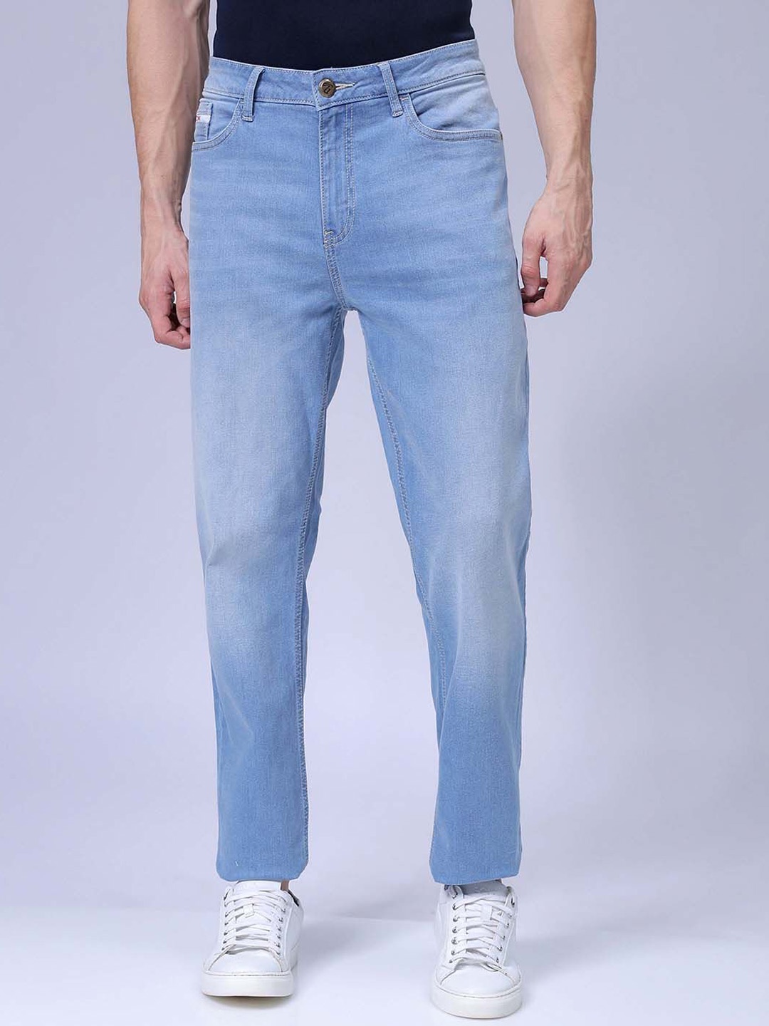 

The Indian Garage Co Men Slim Fit Light Fade Stretchable Jeans, Blue