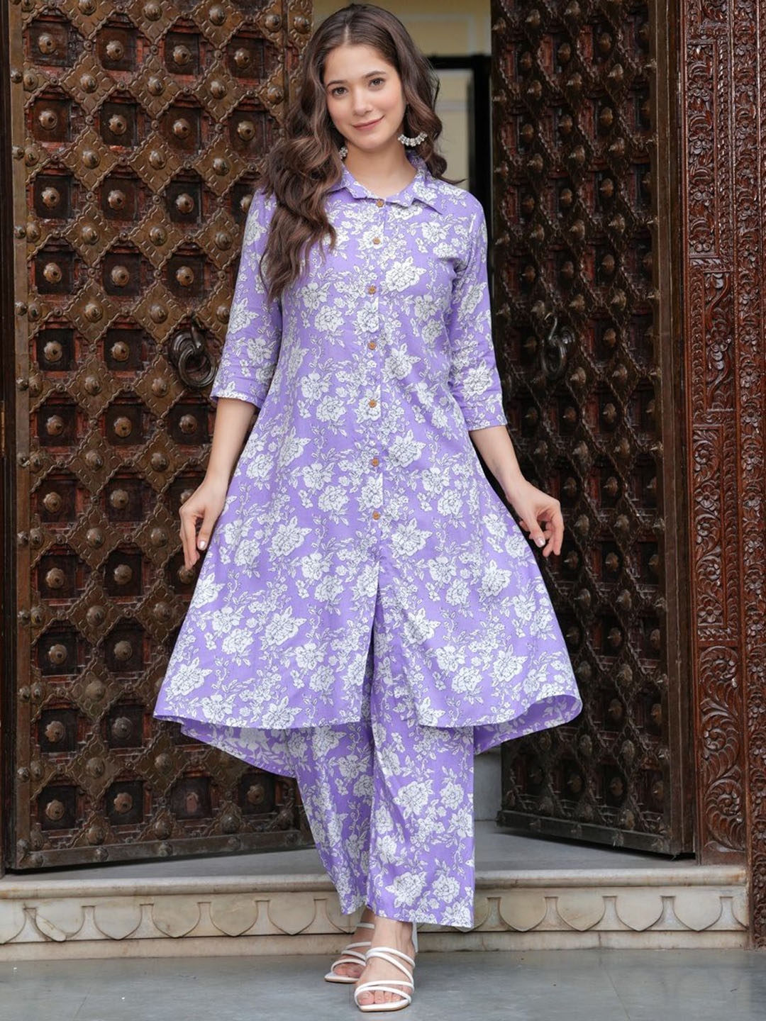 

Jollity Floral Printed Shirt Collar A-Line Kurta With Palazzos, Lavender