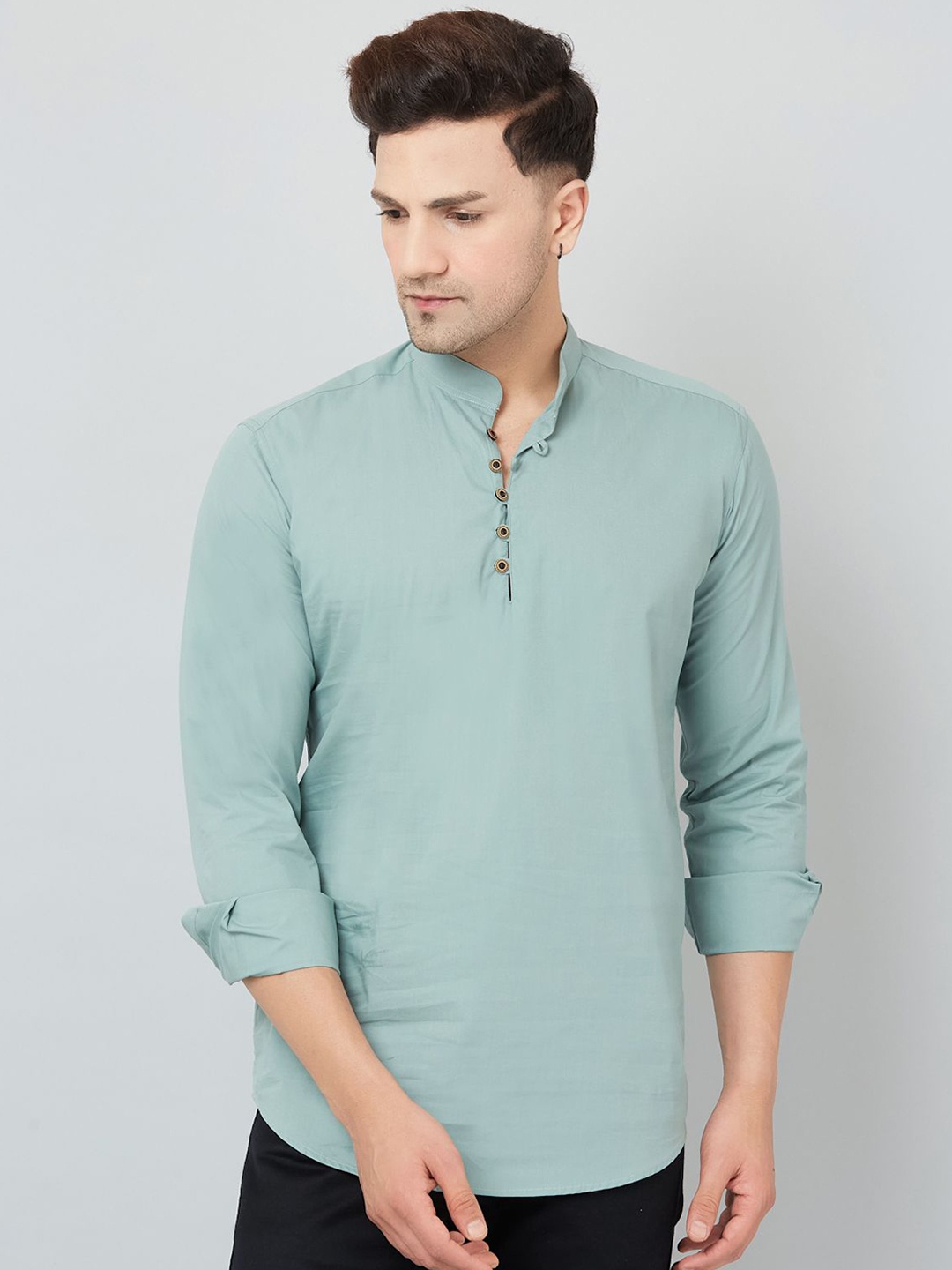 

Le Mec Mandarin Collar Rolled-Up Sleeves Silm Fit Short Straight Pure Cotton Kurta, Green