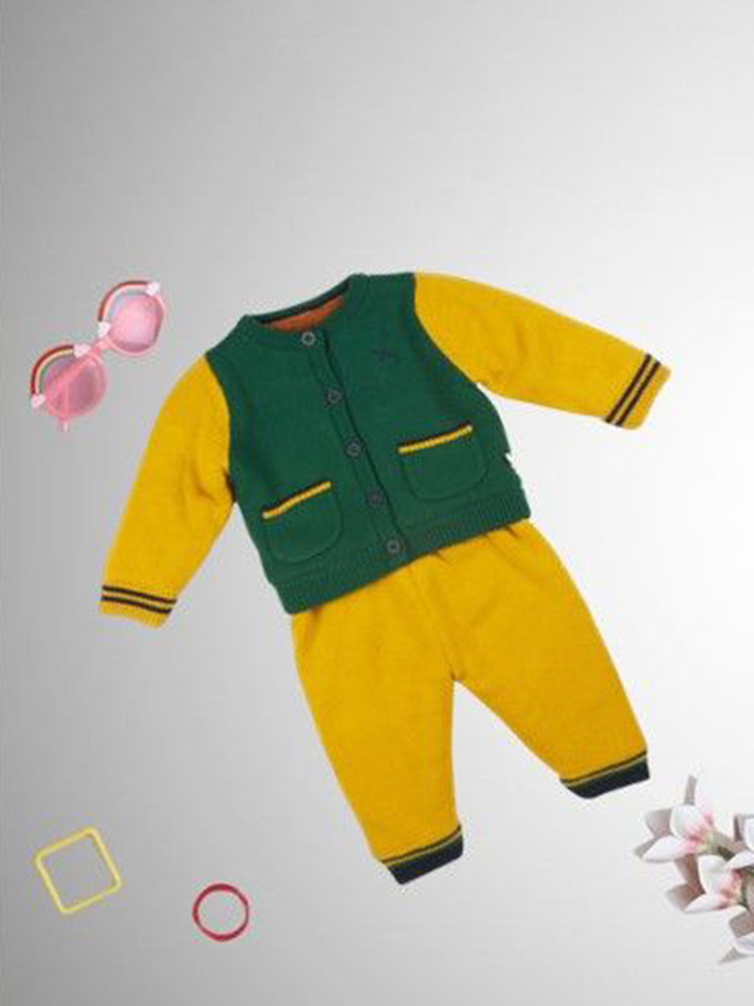 

Yellow Apple Kids Woolen Clothing Set, Green