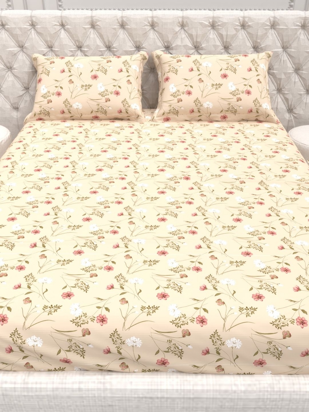 

THE WHITE MOSS Beige & Pink Floral 130 TC Queen Bedsheet with 2 Pillow Covers
