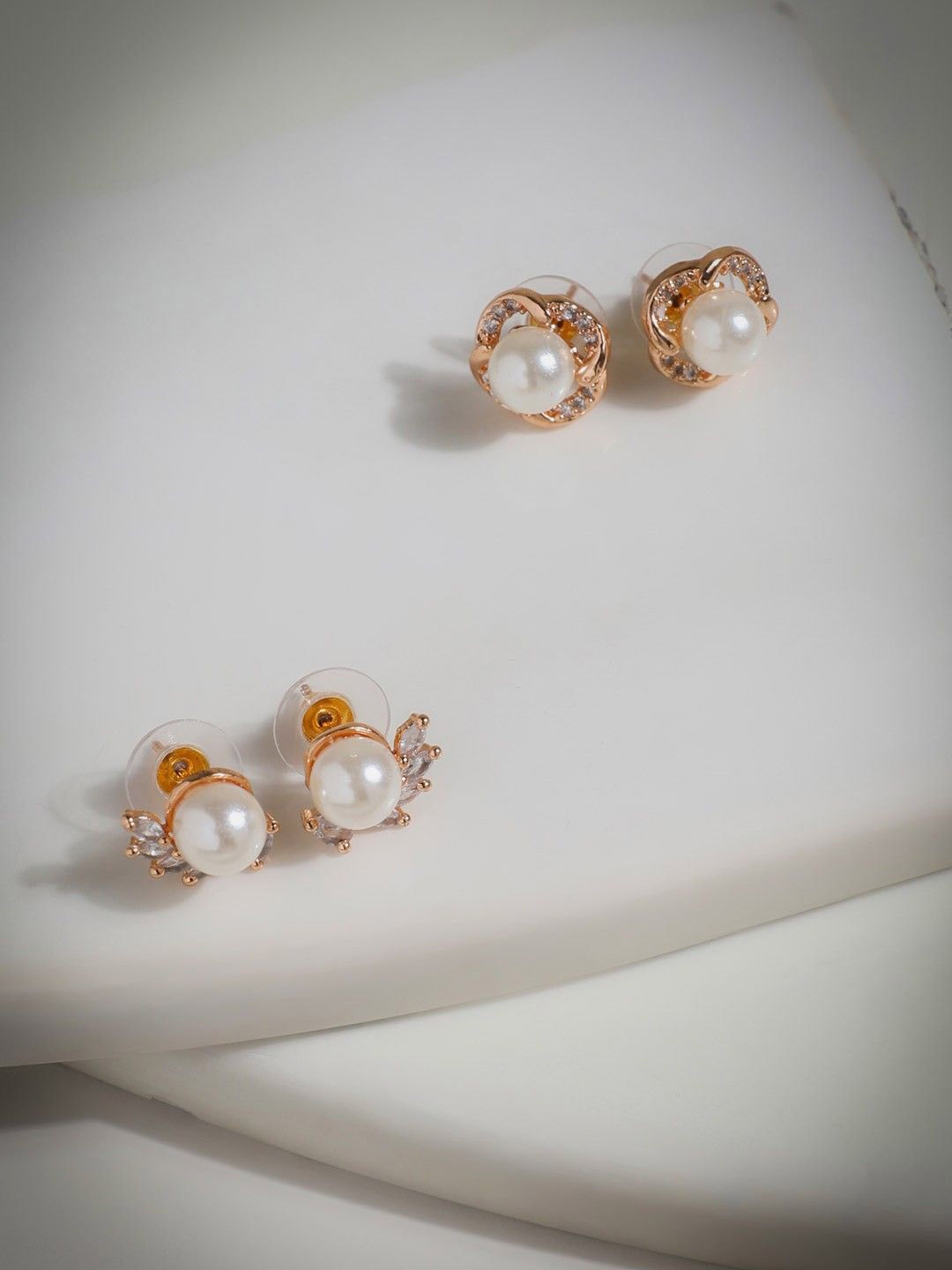 

DressBerry Contemporary Studs Earrings, Rose gold