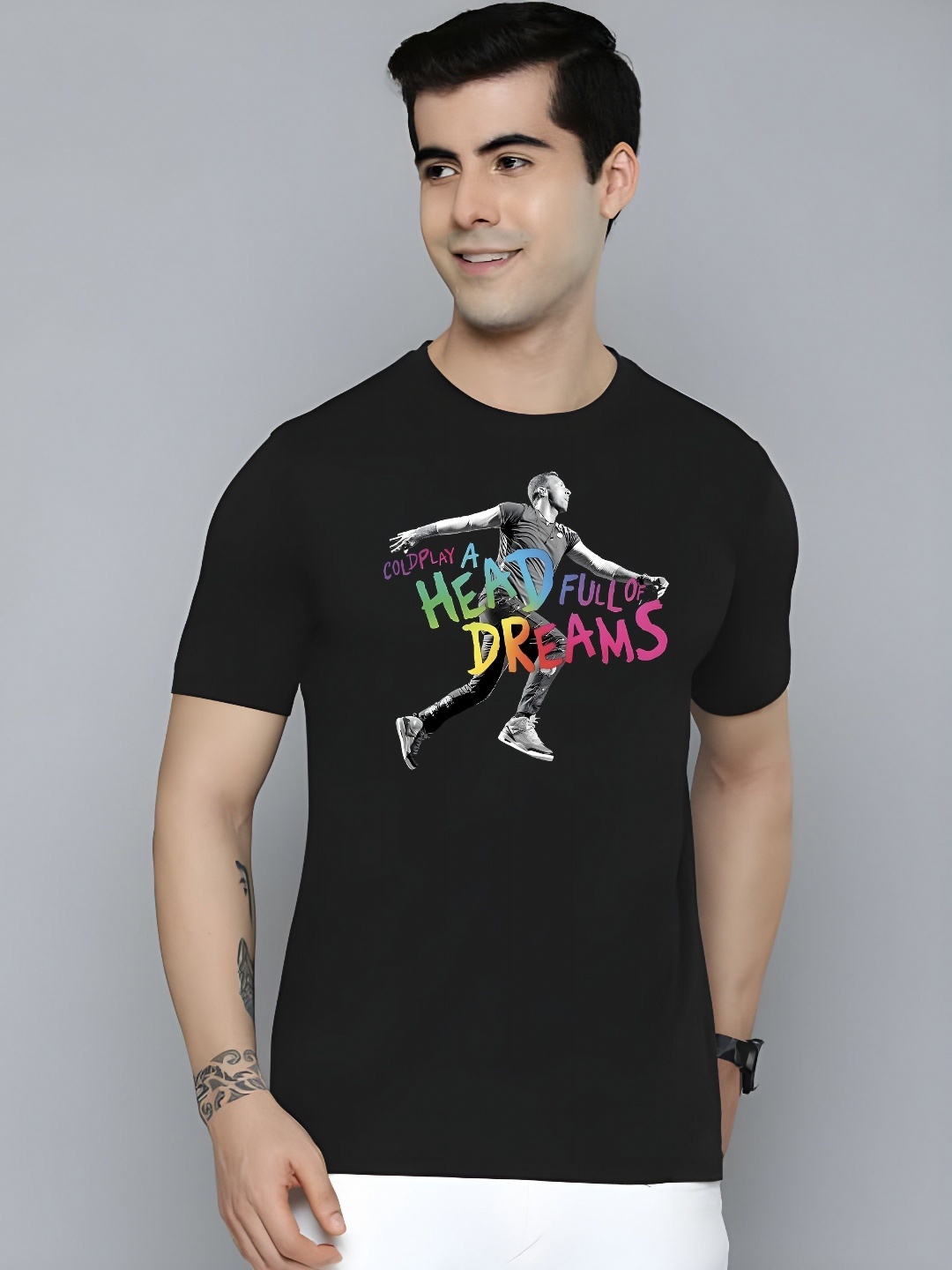 

KAIDO Men Graphic Printed Round Neck Cotton T-shirt, Black