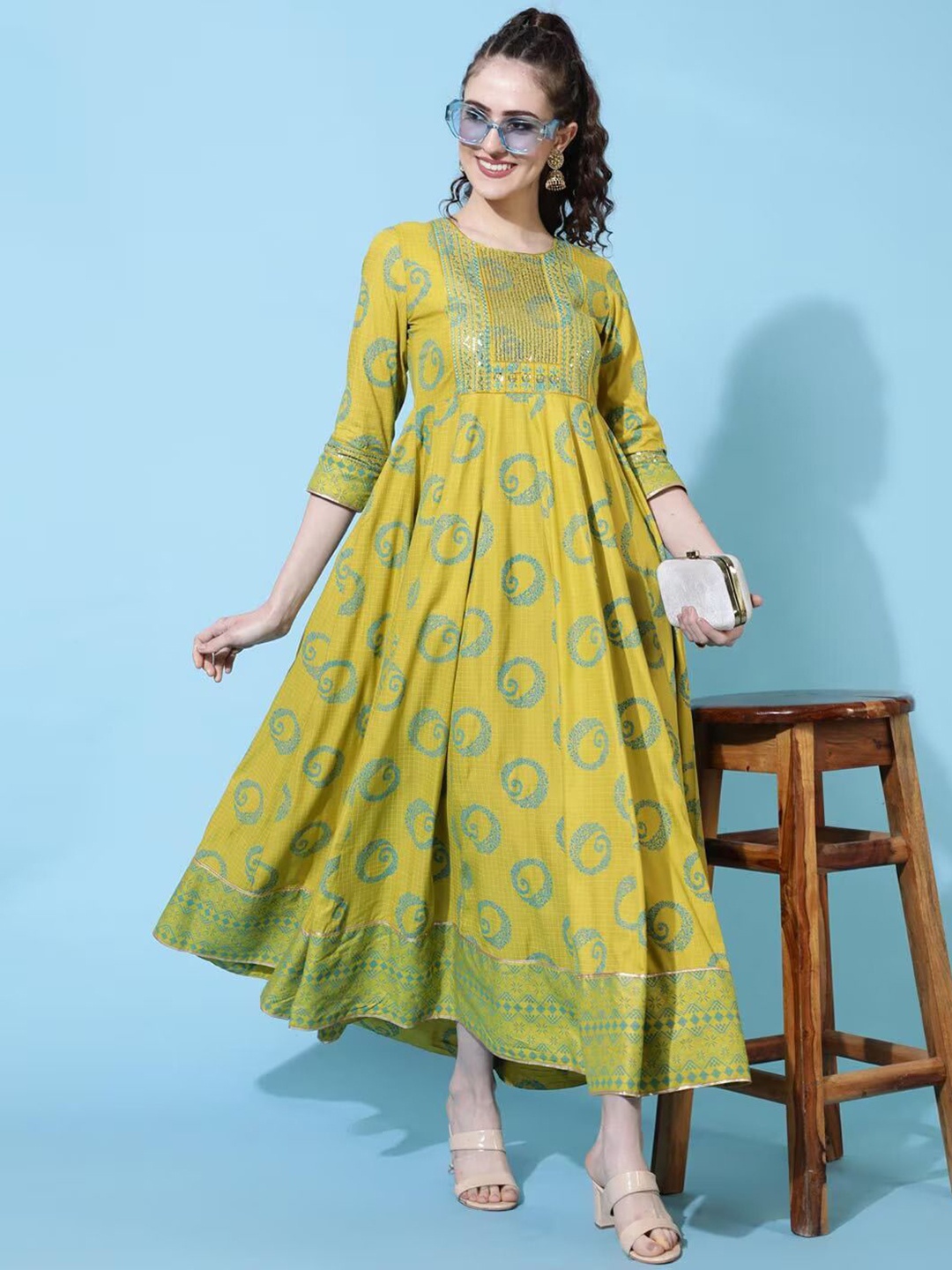 

NYPA Women Paisley Printed Embroidered Round Neck Sequinned Anarkali Kurta, Green