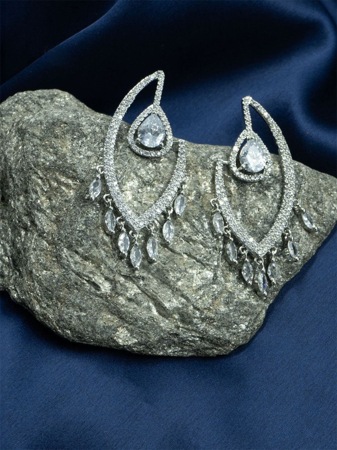 

SHARLEEZ Rhodium-Plated American Diamond Studded Contemparory Drop Earrings, White