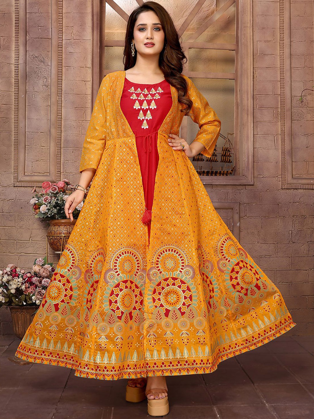

Rangita Floral Printed Round Neck Chanderi Silk Anarkali Kurta, Mustard