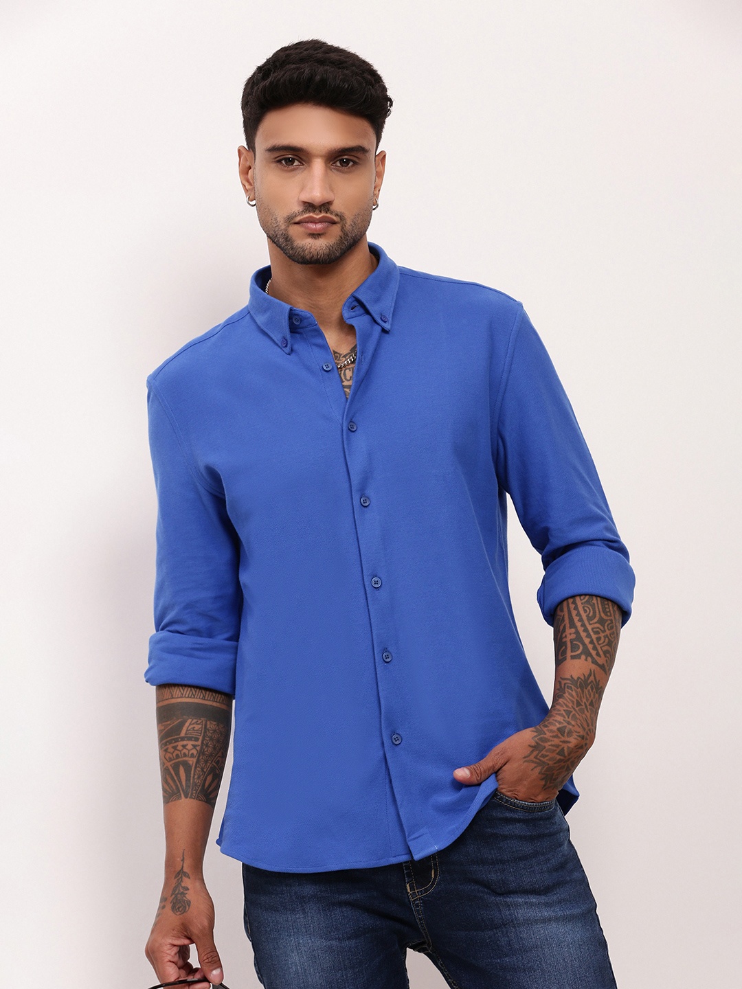 

SHOWOFF Men Comfort Slim Fit Button-Down Collar Solid Cotton Casual Shirt, Blue