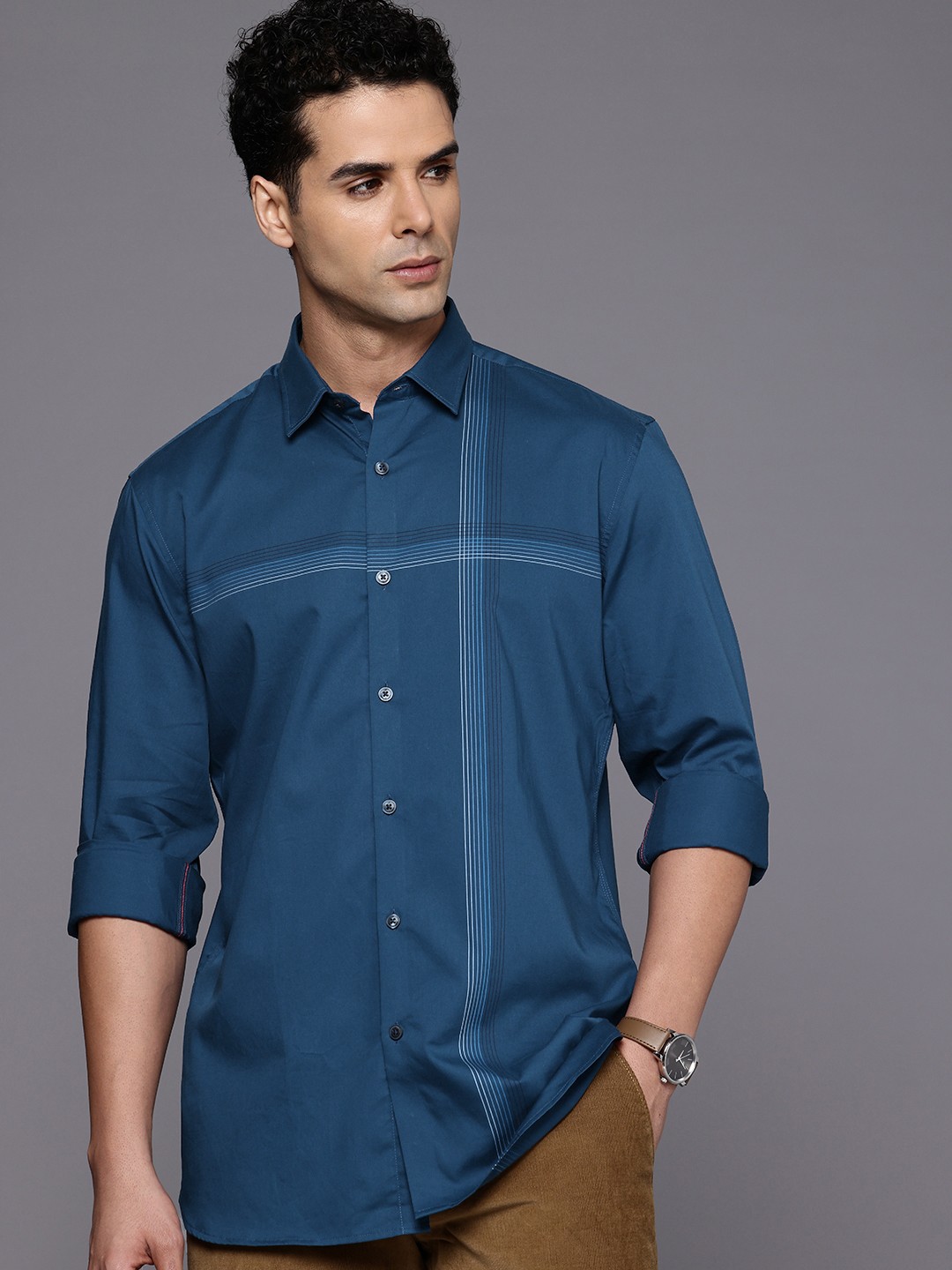 

Louis Philippe Sport Slim Fit Geometric Printed Pure Cotton Casual Shirt, Blue