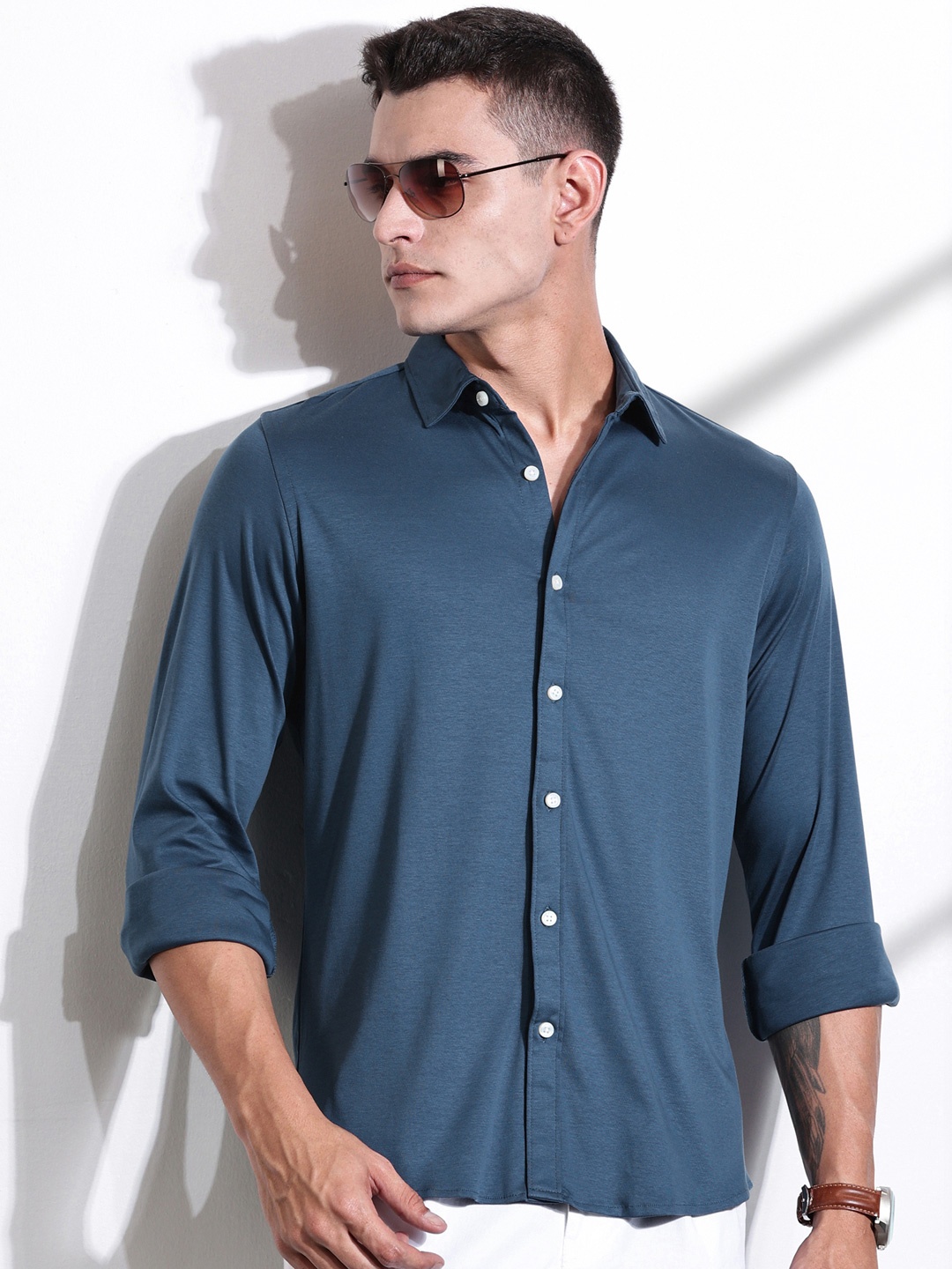 

Thomas Scott Men Classic Slim Fit Spread Collar Solid Cotton Casual Shirt, Navy blue