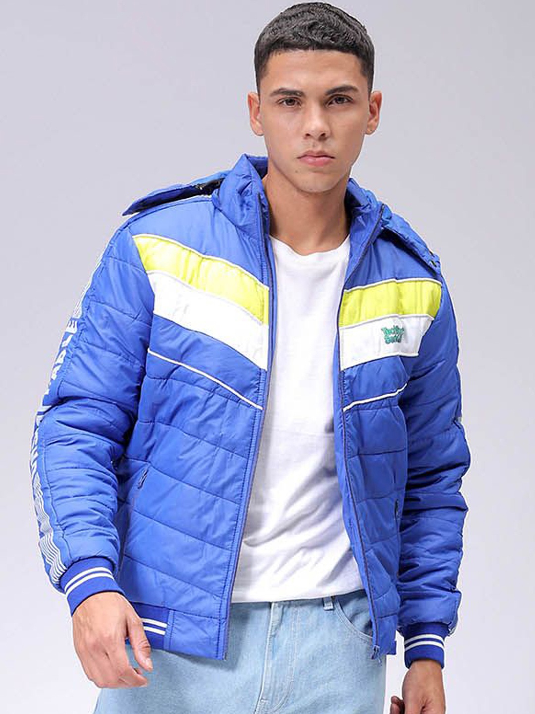 

The Indian Garage Co Men Puffer Jacket with Patchwork, Blue