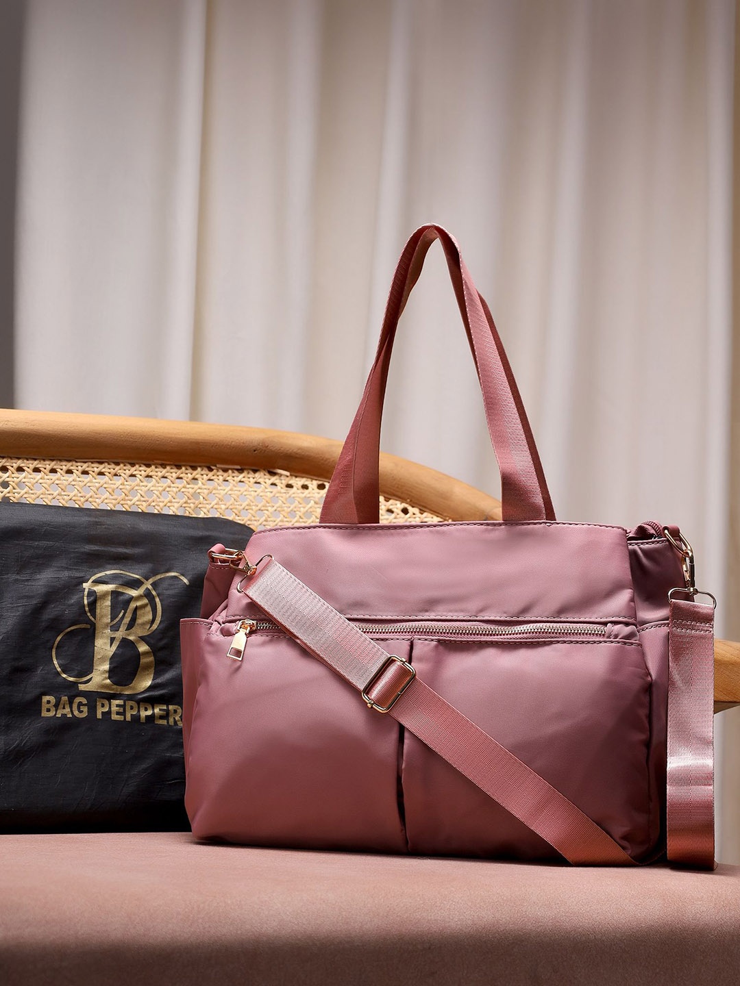 

Bag Pepper Solid Structured Handheld Bag, Pink