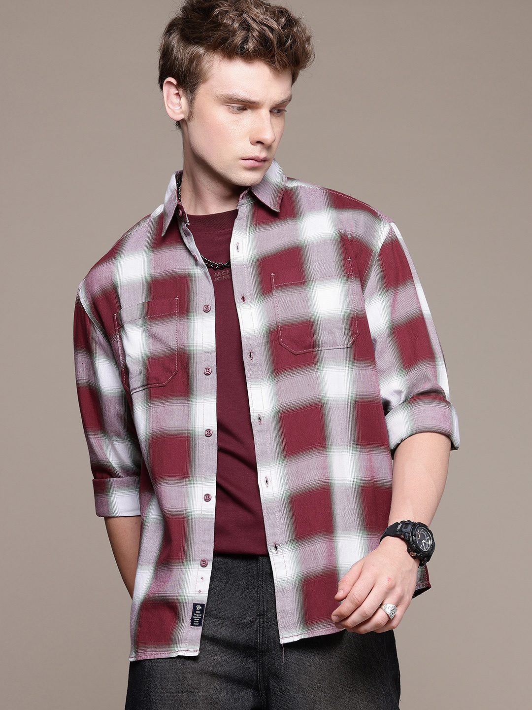 

The Roadster Life Co. Relaxed Fit Opaque Typography Print Checked Pure Cotton Casual Shirt, Maroon