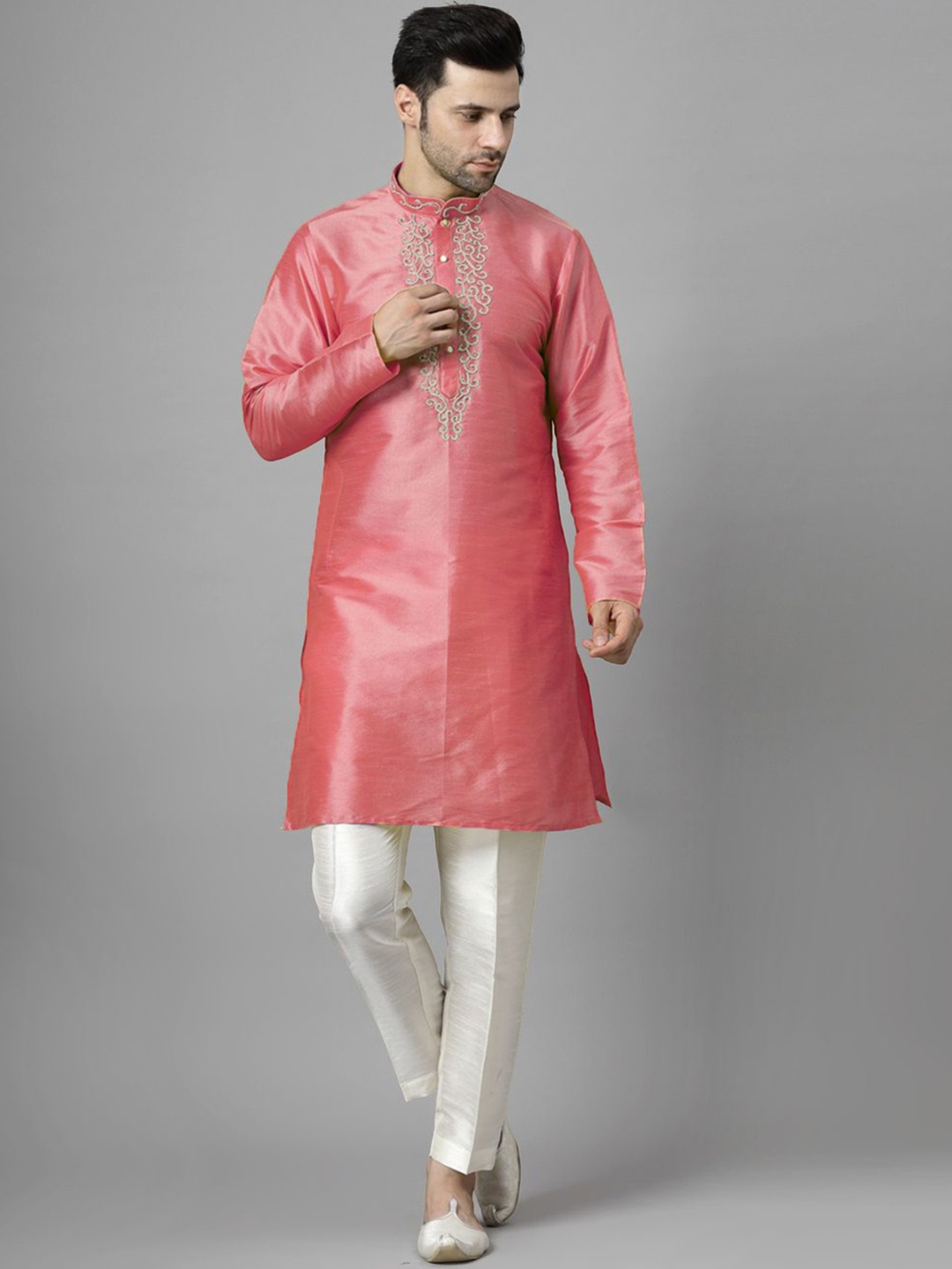 

Utsav Fashion Mandarin Collar Beads & Stones Straight Kurta With Trousers, Peach