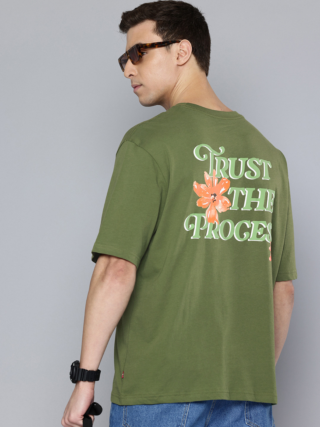 

Levis Loose Fit Typography Printed Pure Cotton T-shirt, Green