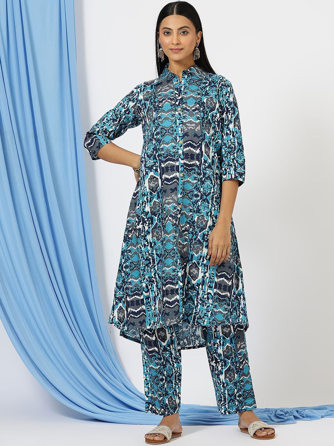 

Kalini Abstract Printed Shirt A-Line Collar Tunic with Trouser, Blue