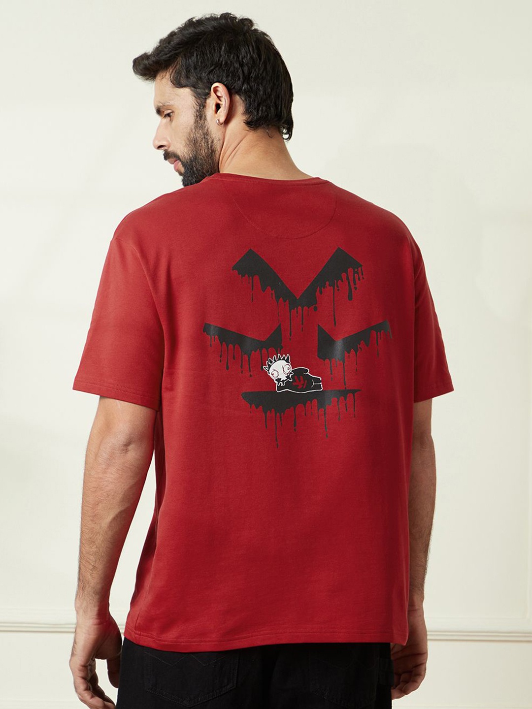 

WROGN Men Graphic Printed Round Neck Cotton Relaxed Fit T-shirt, Red