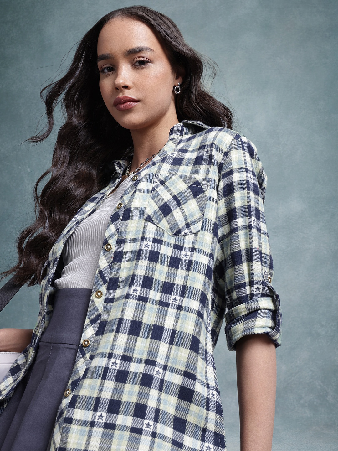 

The Roadster Lifestyle Co. Pure Cotton Checked Casual Shirt, Grey