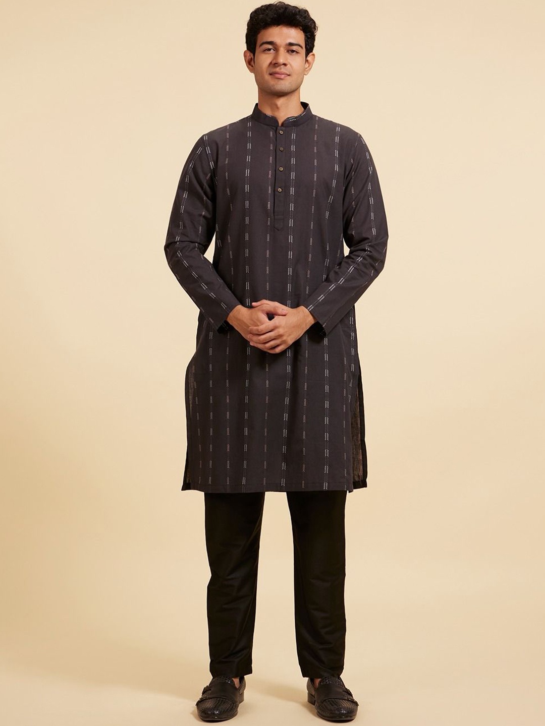 

Diwas by Manyavar Abstract Printed Woven Design Cotton Mandarin Collar Straight Kurta, Black