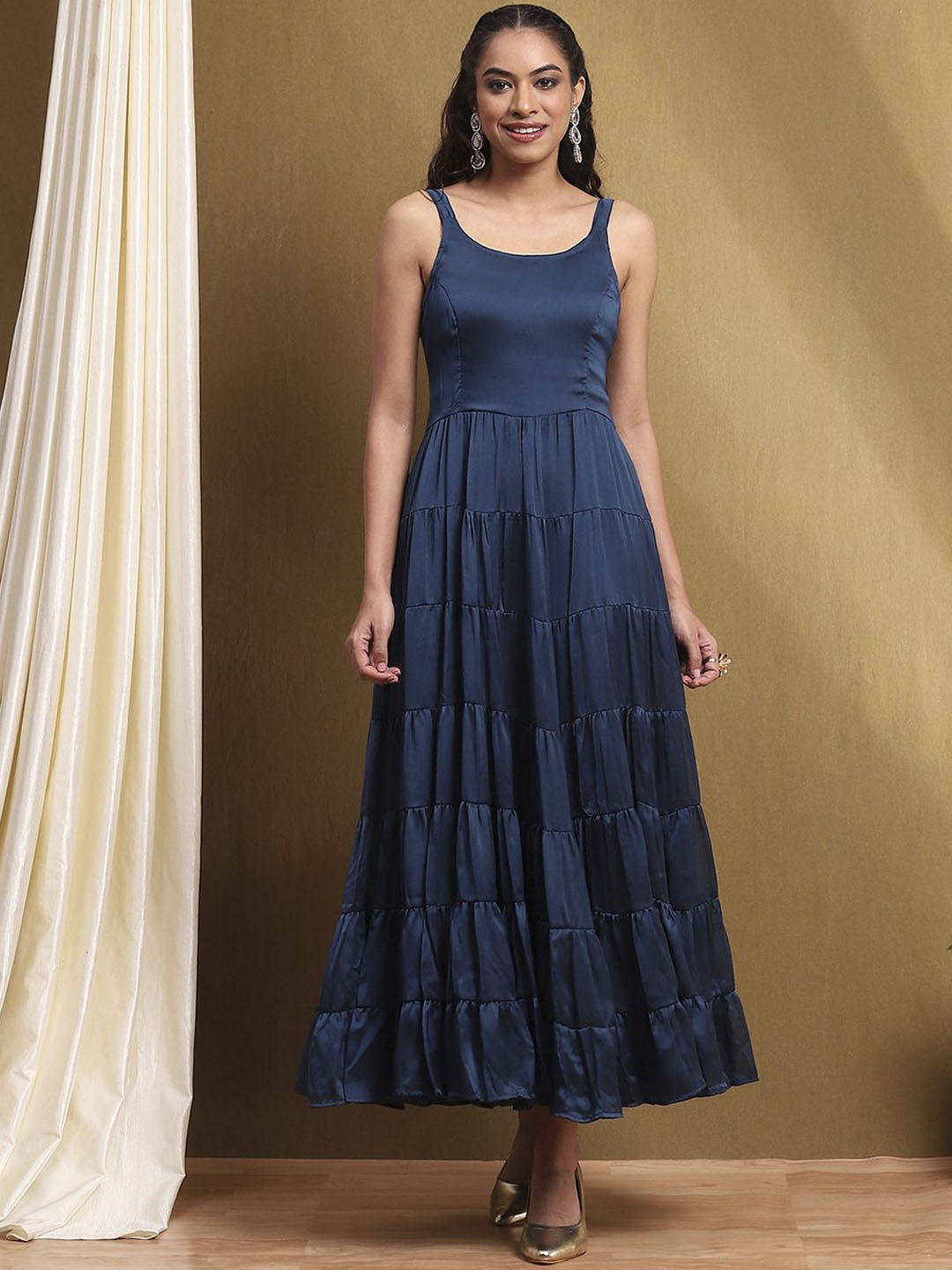 

Biba Thread Work Panelled Anarkali Kurta With Jacket, Blue