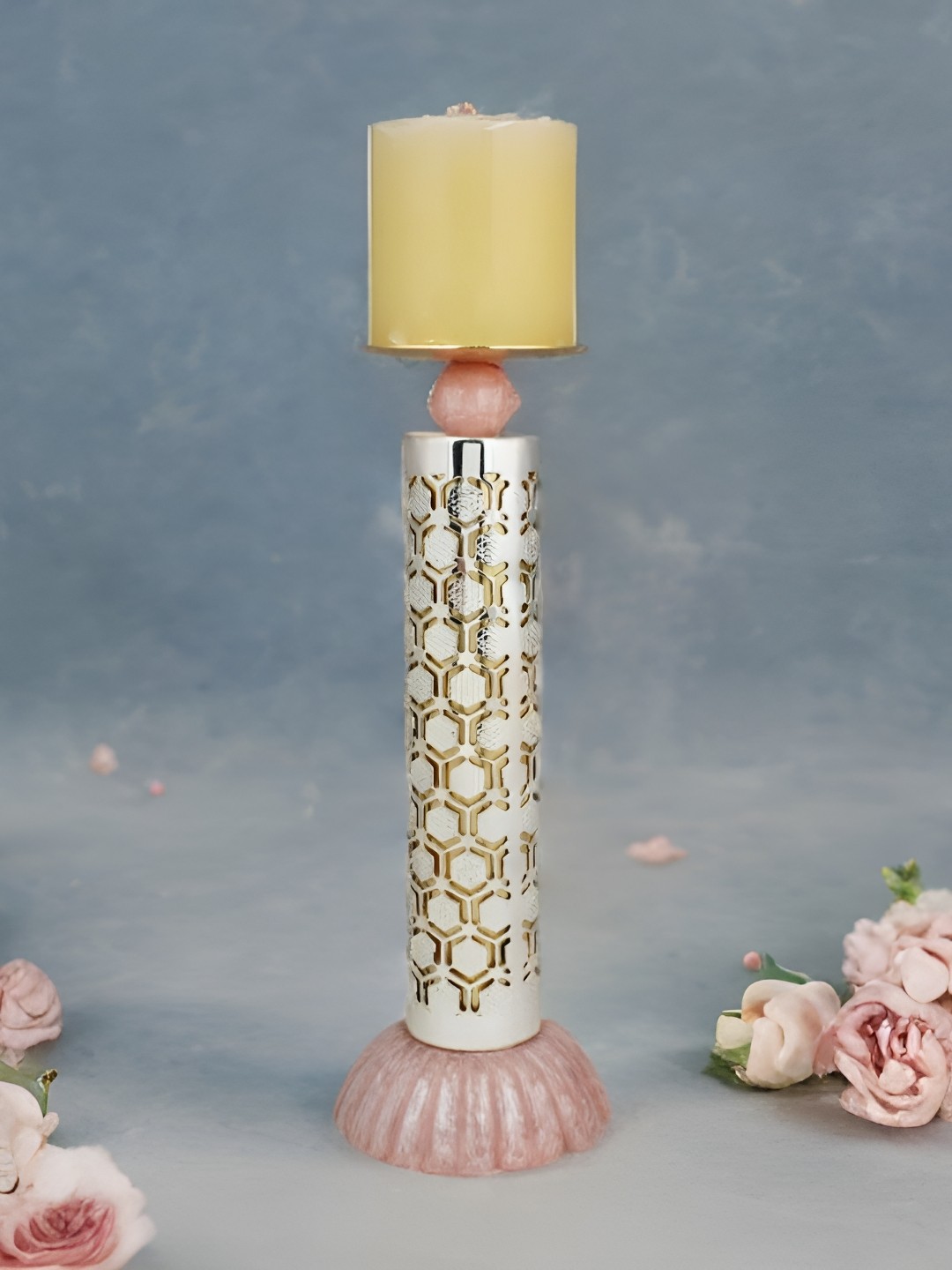 

THE HOME CO. Silver-Toned & Pink Textured Candle Holder