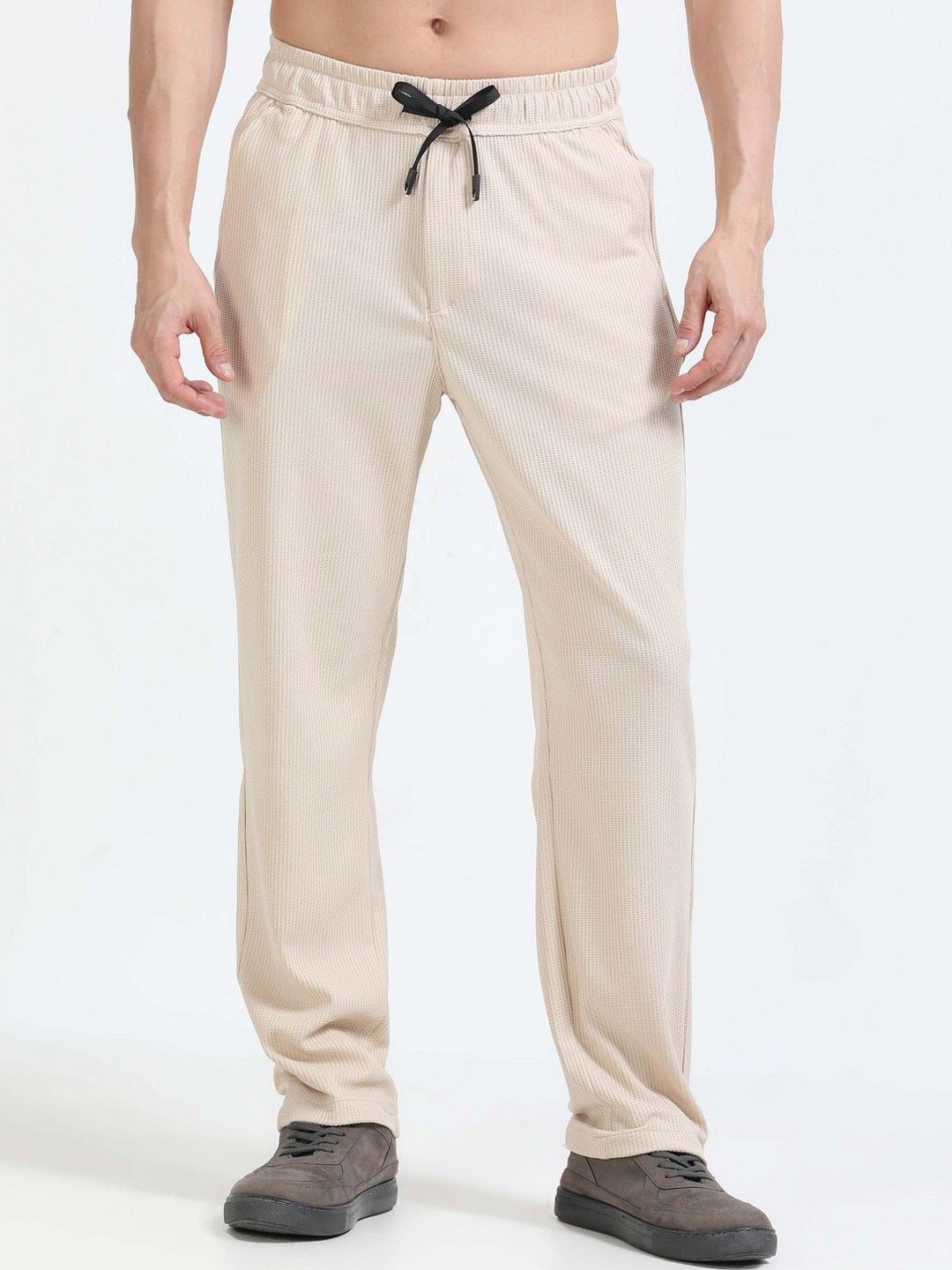 

NEVER NEUD Men Cotton Self Design Relaxed Mid-Rise Regular Fit Trousers, Beige