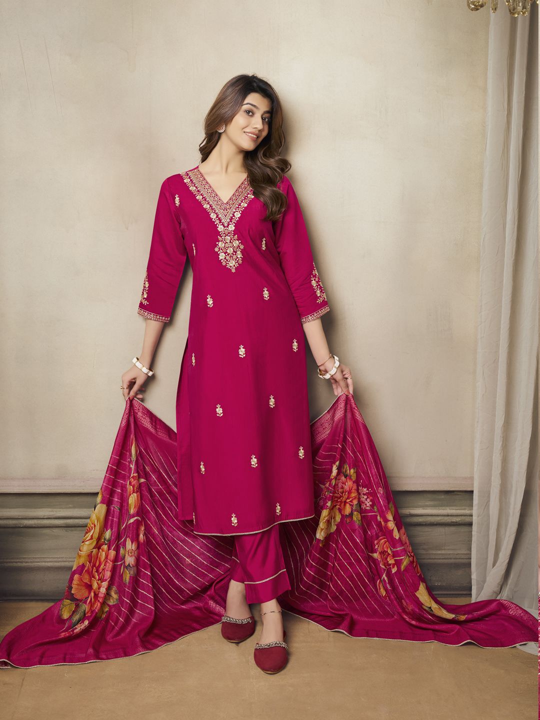 

Label Khoj Floral Embroidered Pure Silk Kurta With Trousers And Dupatta, Magenta