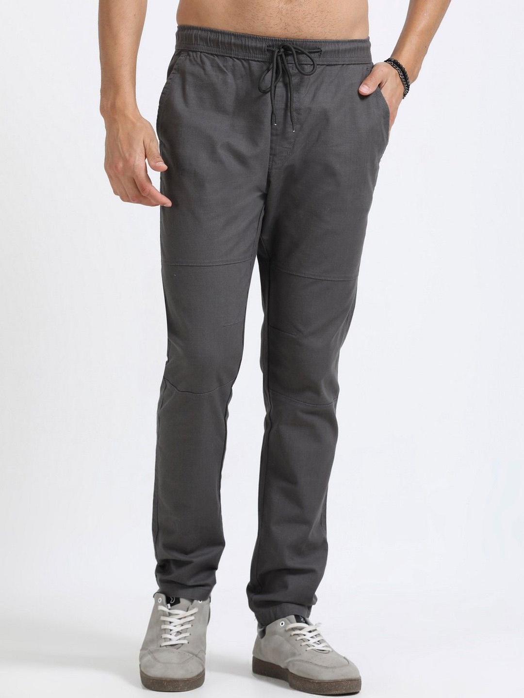 

NEVER NEUD Men Relaxed Linen Traveller Trousers, Grey