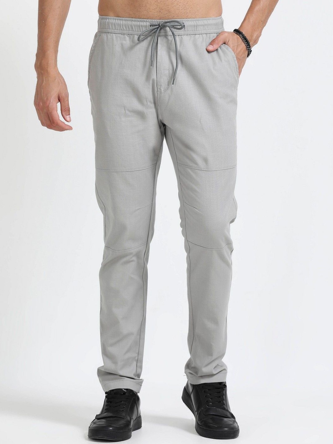

NEVER NEUD Men Relaxed Regular Fit Mid-Rise Regular Trousers, Grey