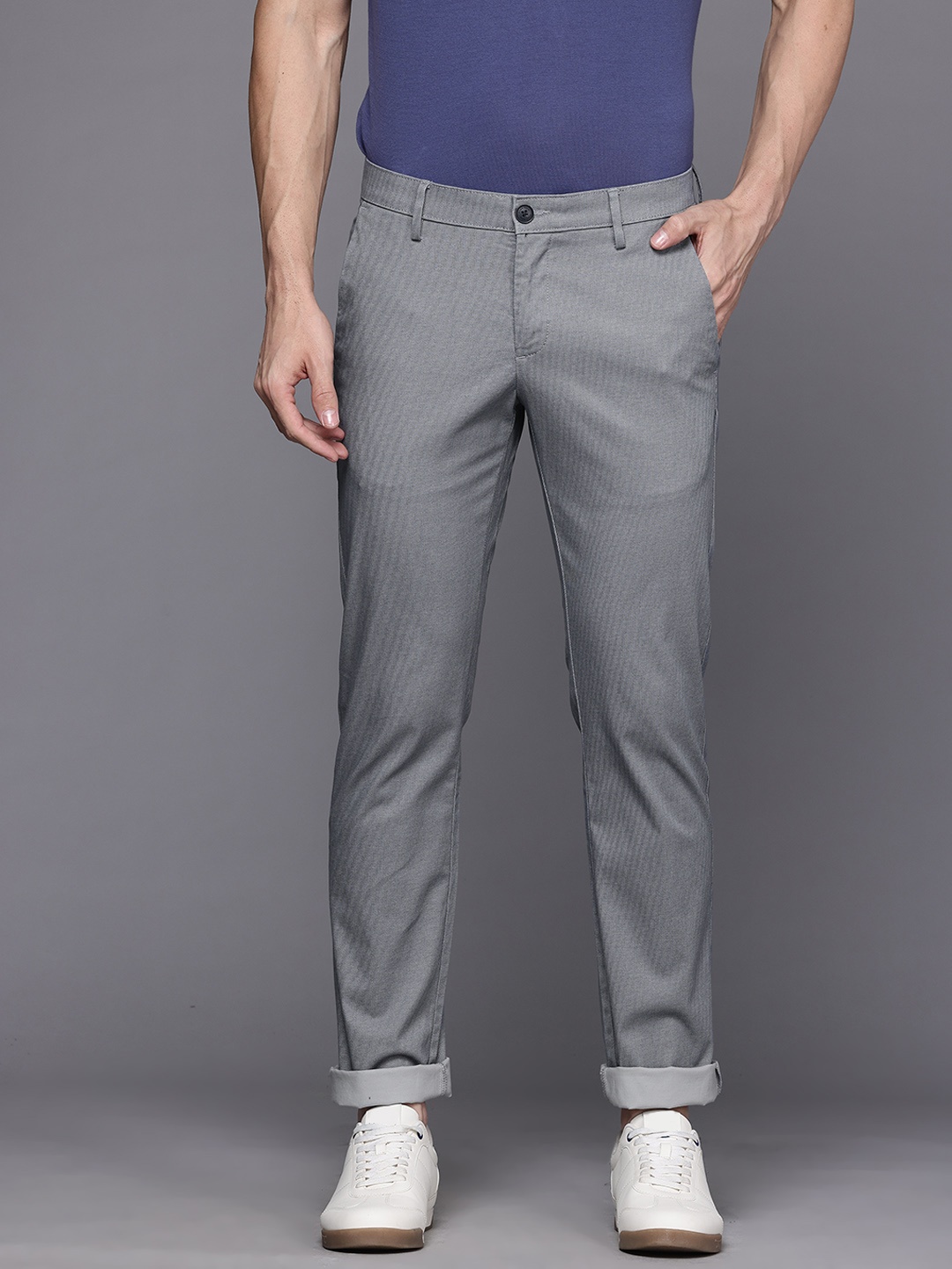 

Allen Solly Men Textured Slim Fit Chinos, Blue