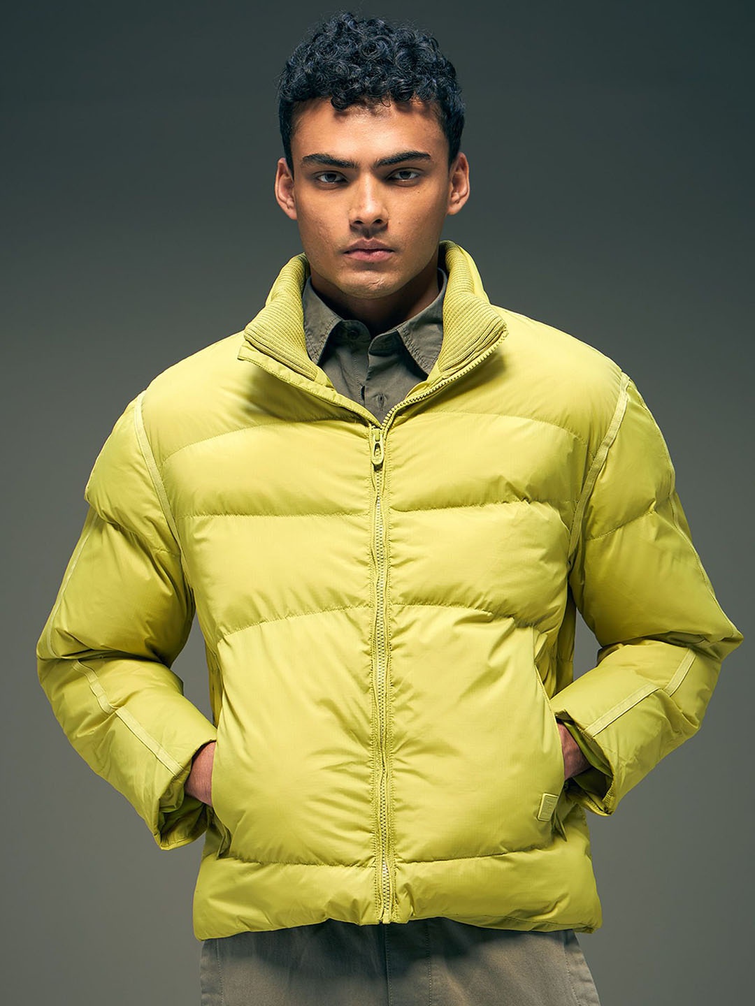 

Flying Machine Men Mock Collar Solid Cotton Casual Puffer Jacket, Fluorescent green