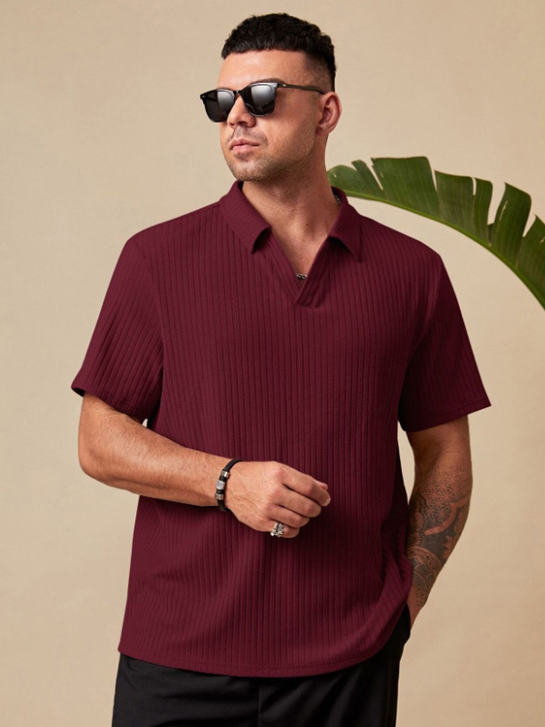 

madfrog Men Self Design Polo Collar T-shirt, Maroon