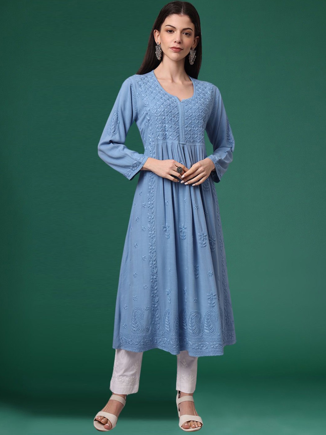 

PARAMOUNT CHIKAN Floral Embroidered Chikankari Notch Neck A-Line Kurta, Blue