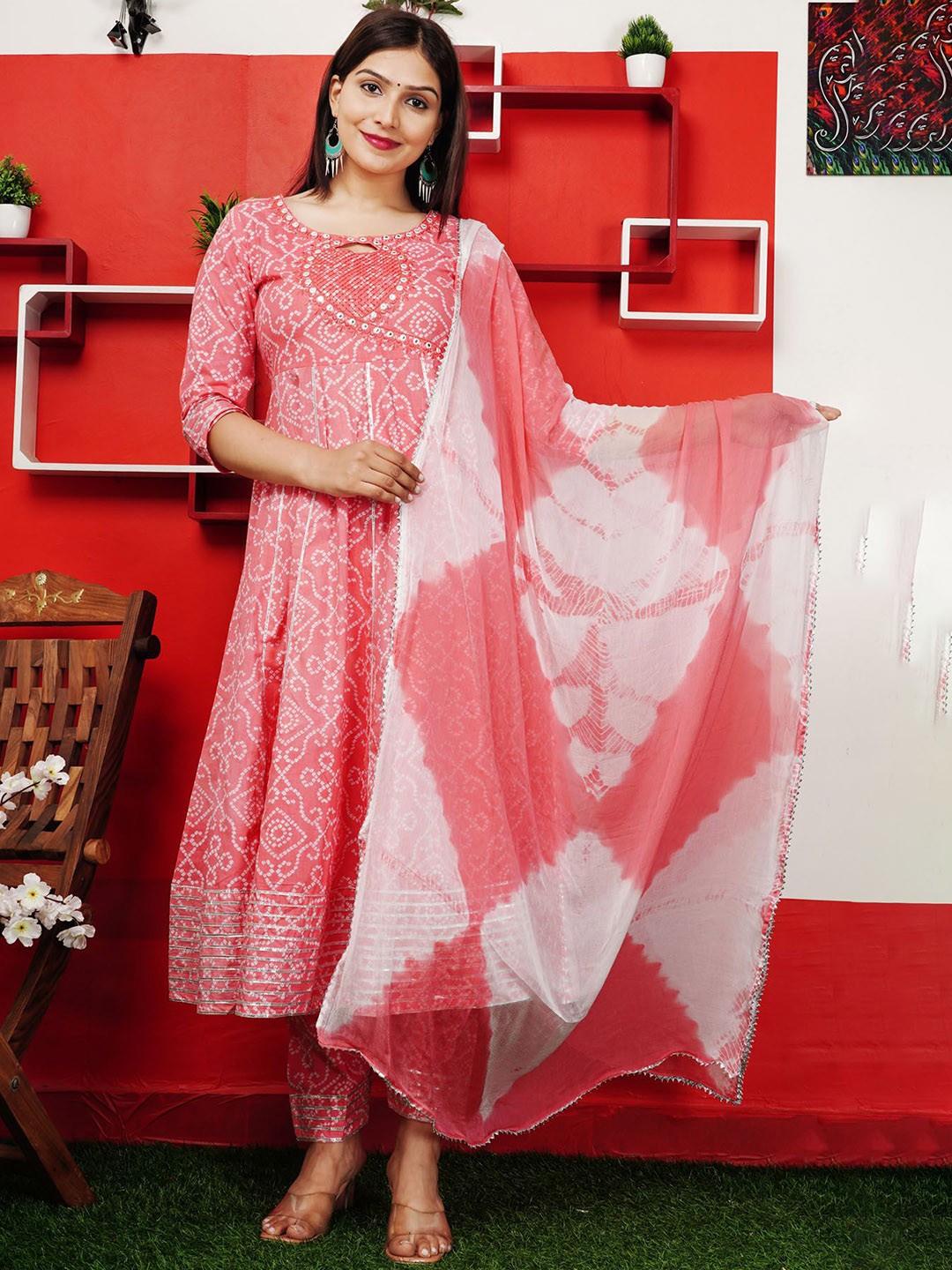 

L.H HANDICRAFTS Bandhani Printed Mirror Work Pure Cotton Kurta with Trouser And Dupatta, Pink