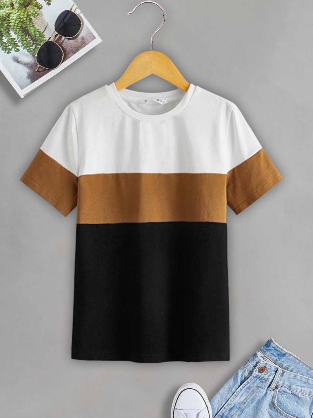 

SCATCHITE Boys Colourblocked Round Neck Cotton T-shirt, Black