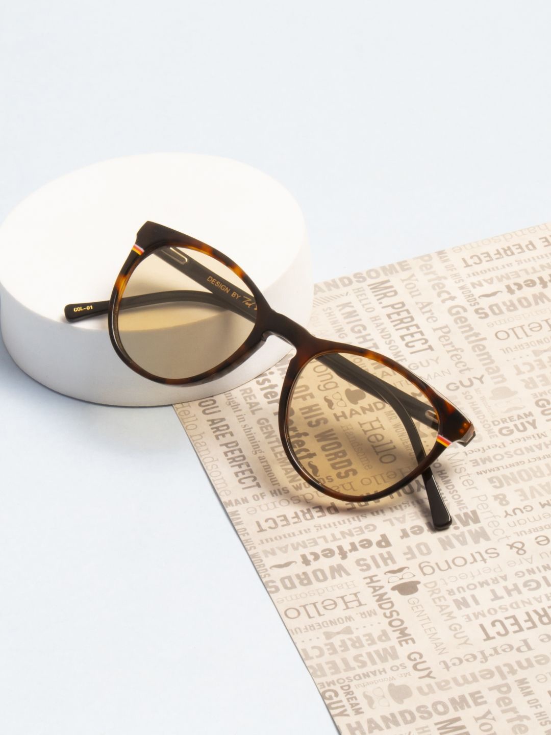 

Ted Smith Unisex Brown Round Premium Acetate Sunglasses with Polarised Lens