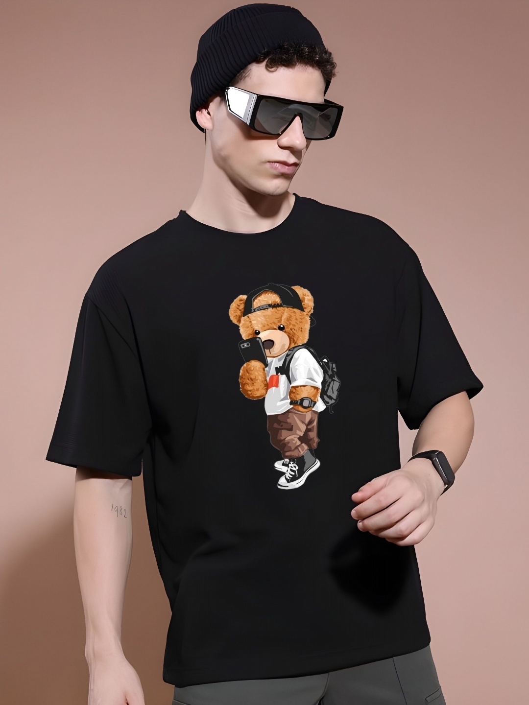 

KAIDO Men Graphic Printed Round Neck Cotton Oversized T-shirt, Black