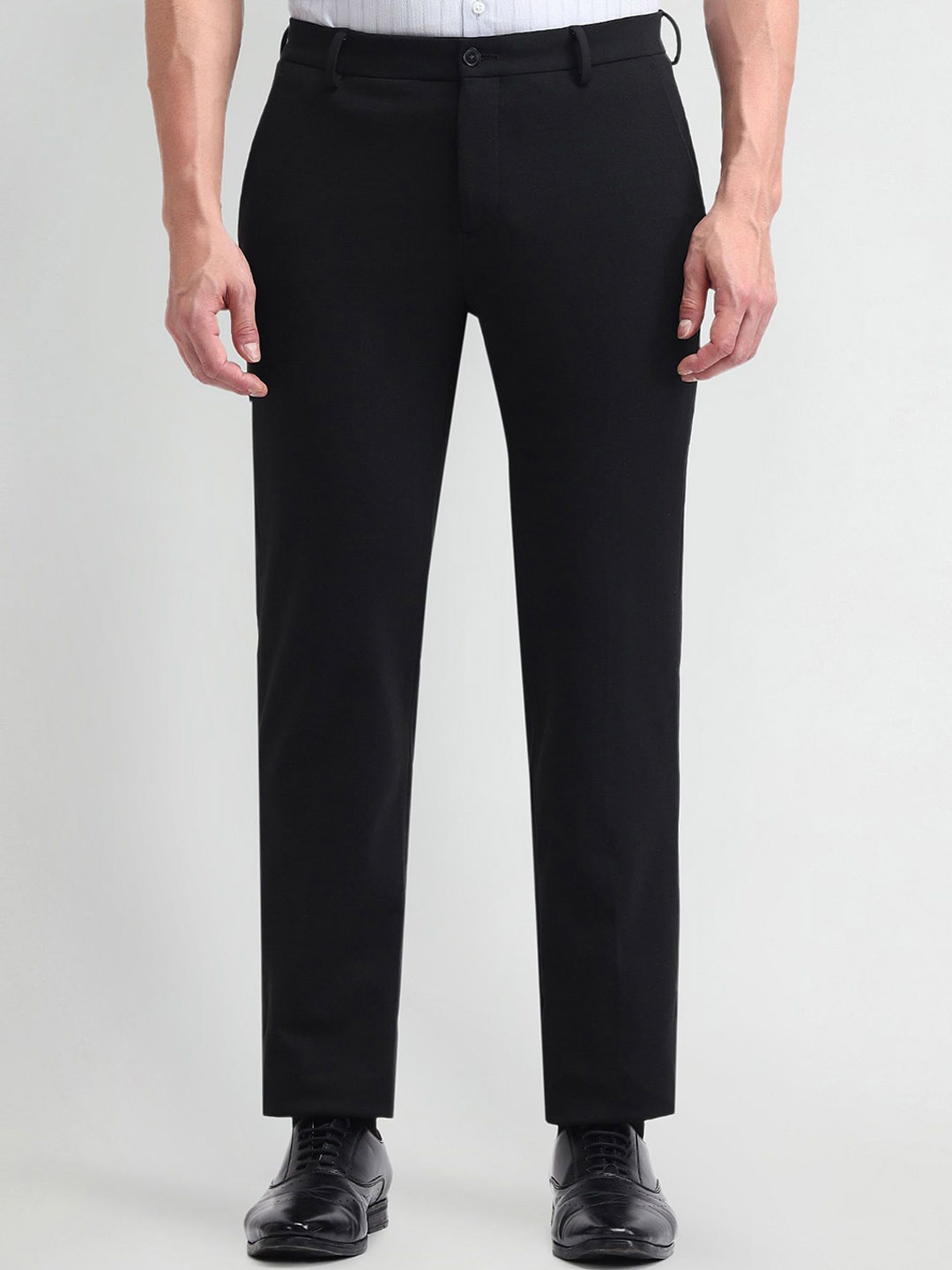 

Arrow Men Classic Slim Fit Mid-Rise Trousers, Black