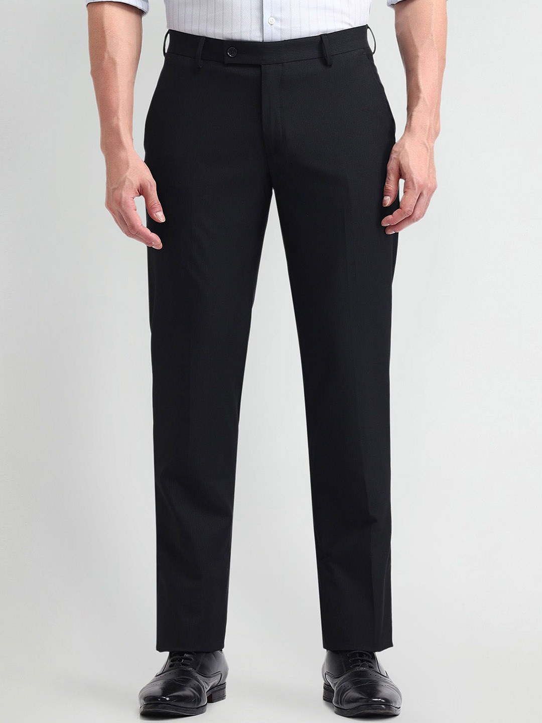 

Arrow Men Classic Slim Fit Mid-Rise Trousers, Black