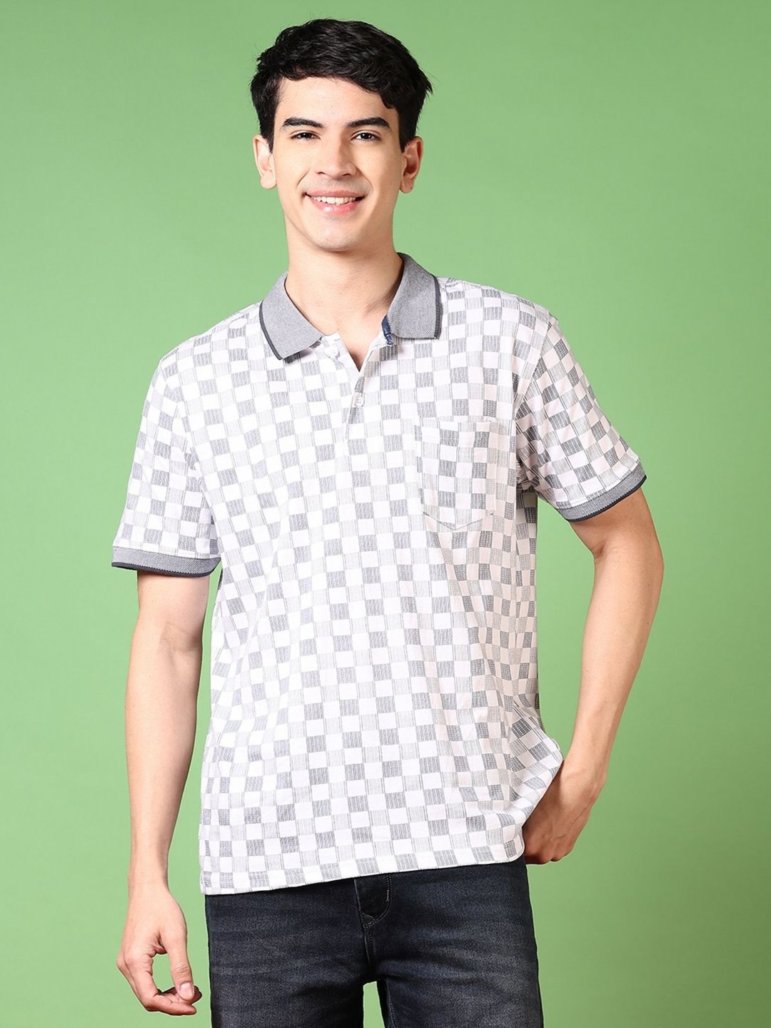 

V-Mart Men Checked Polo Collar Cotton T-shirt, White