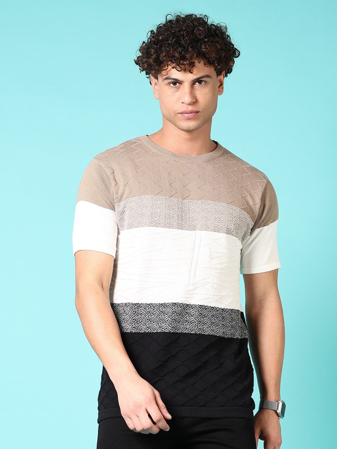 

V-Mart Men Colourblocked Round Neck Cotton T-shirt, Beige