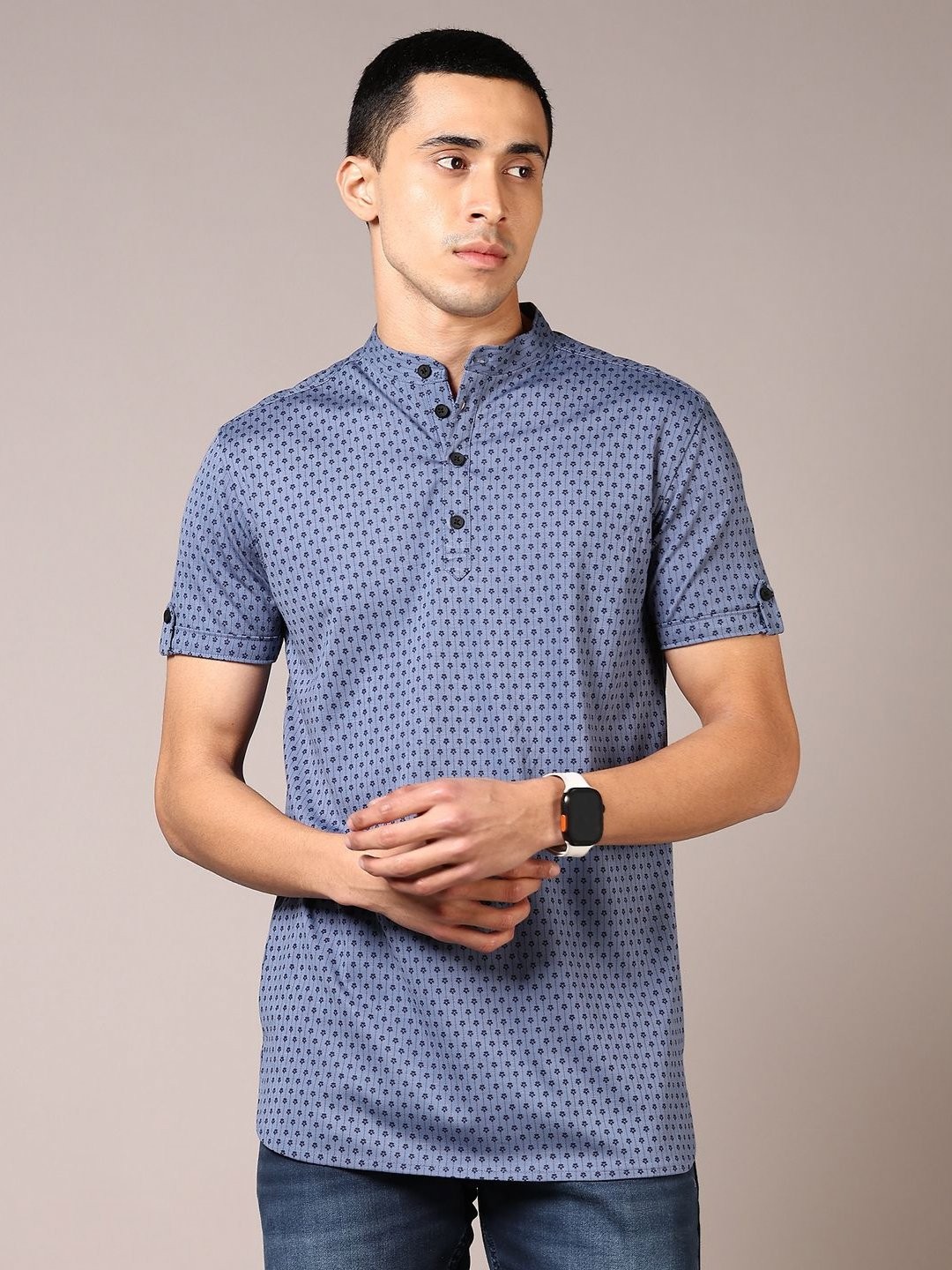 

V-Mart Men Printed Henley Neck Pockets T-shirt, Blue