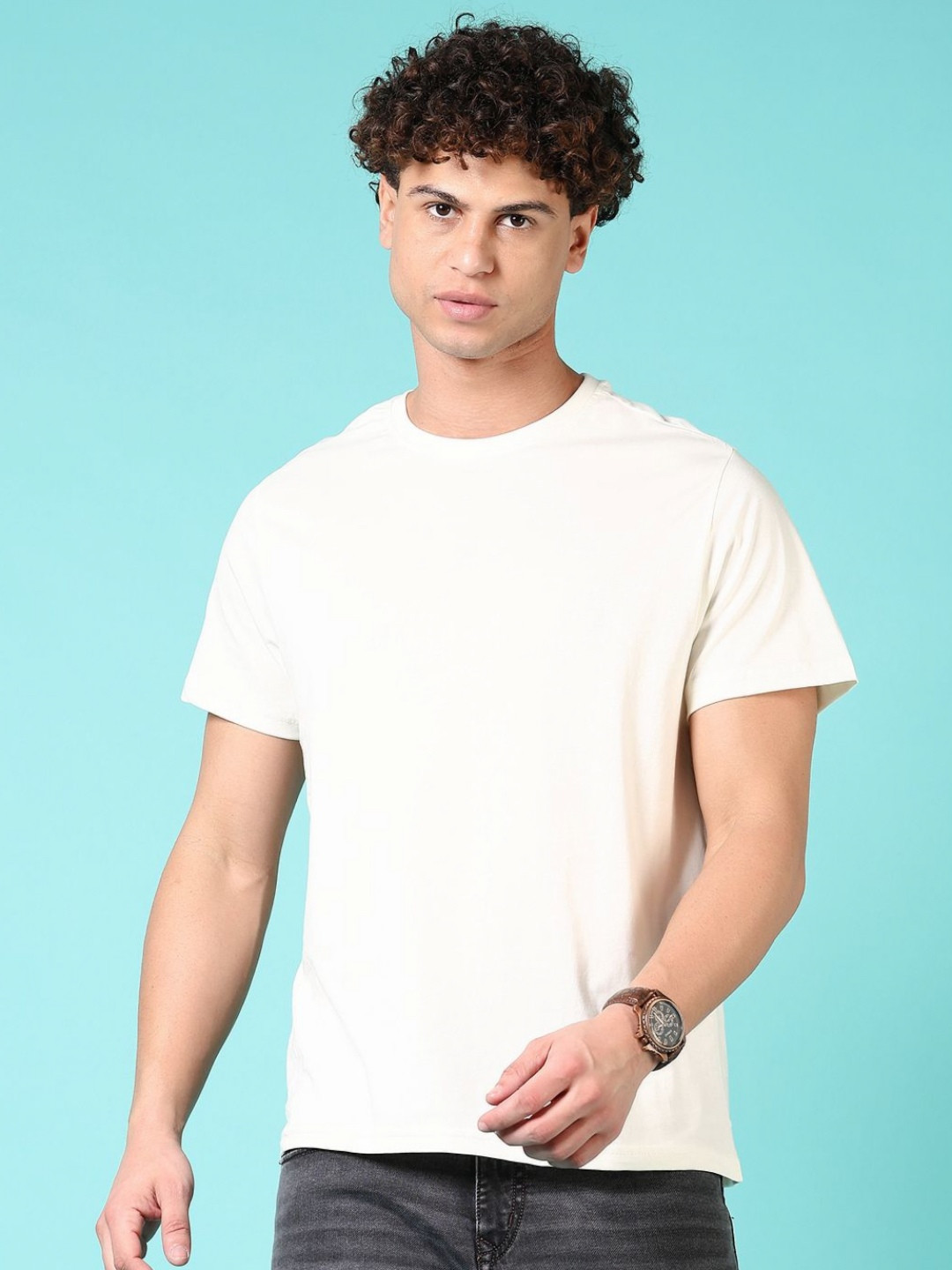 

V-Mart Men Solid Round Neck Cotton T-shirt, Off white