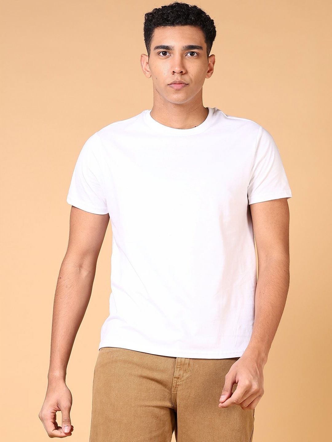 

V-Mart Men Solid Round Neck Cotton T-shirt, White