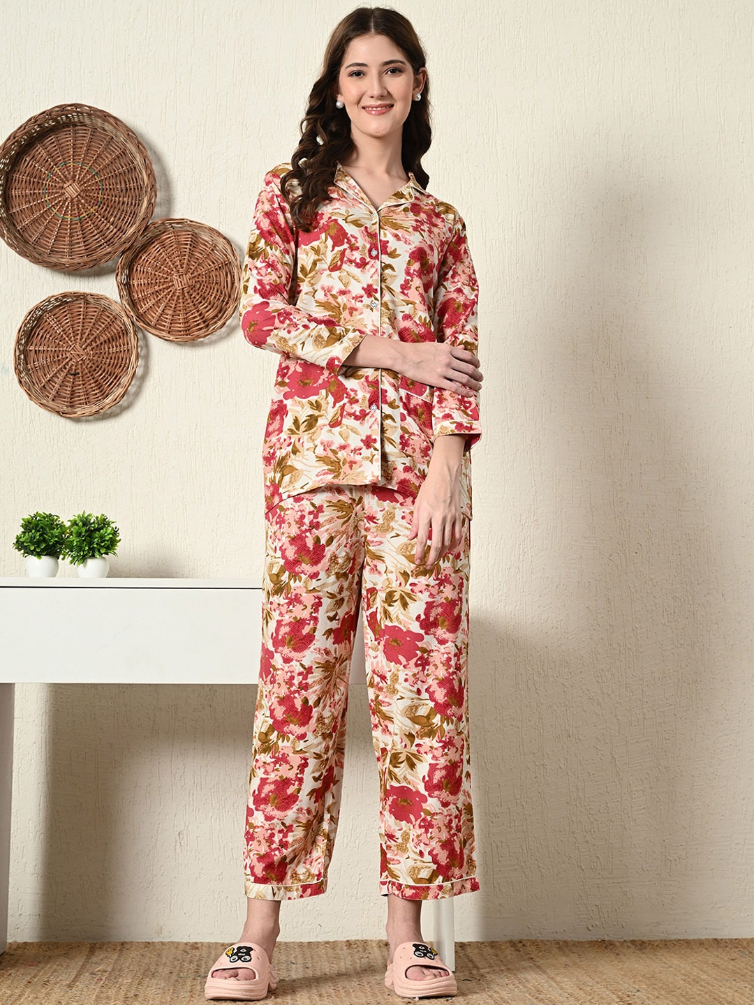 

Dreambe Women Floral Printed Pure Cotton Night Suit, Cream