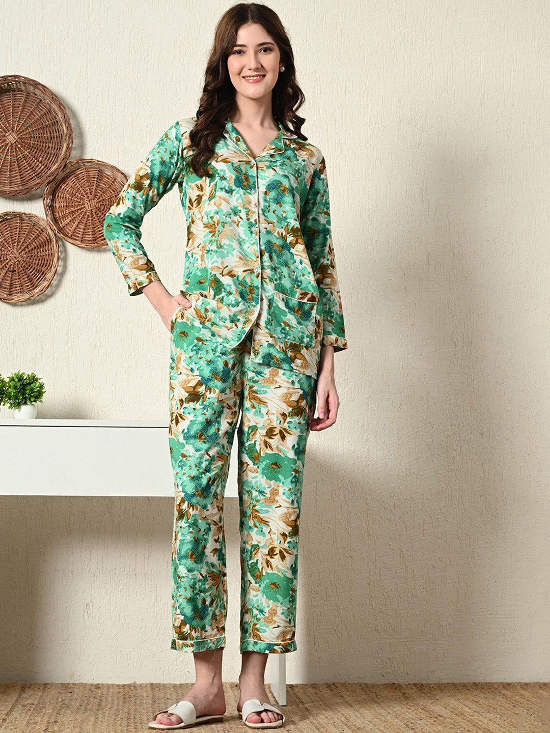 

Dreambe Women Printed Pure Cotton Night suit, Green