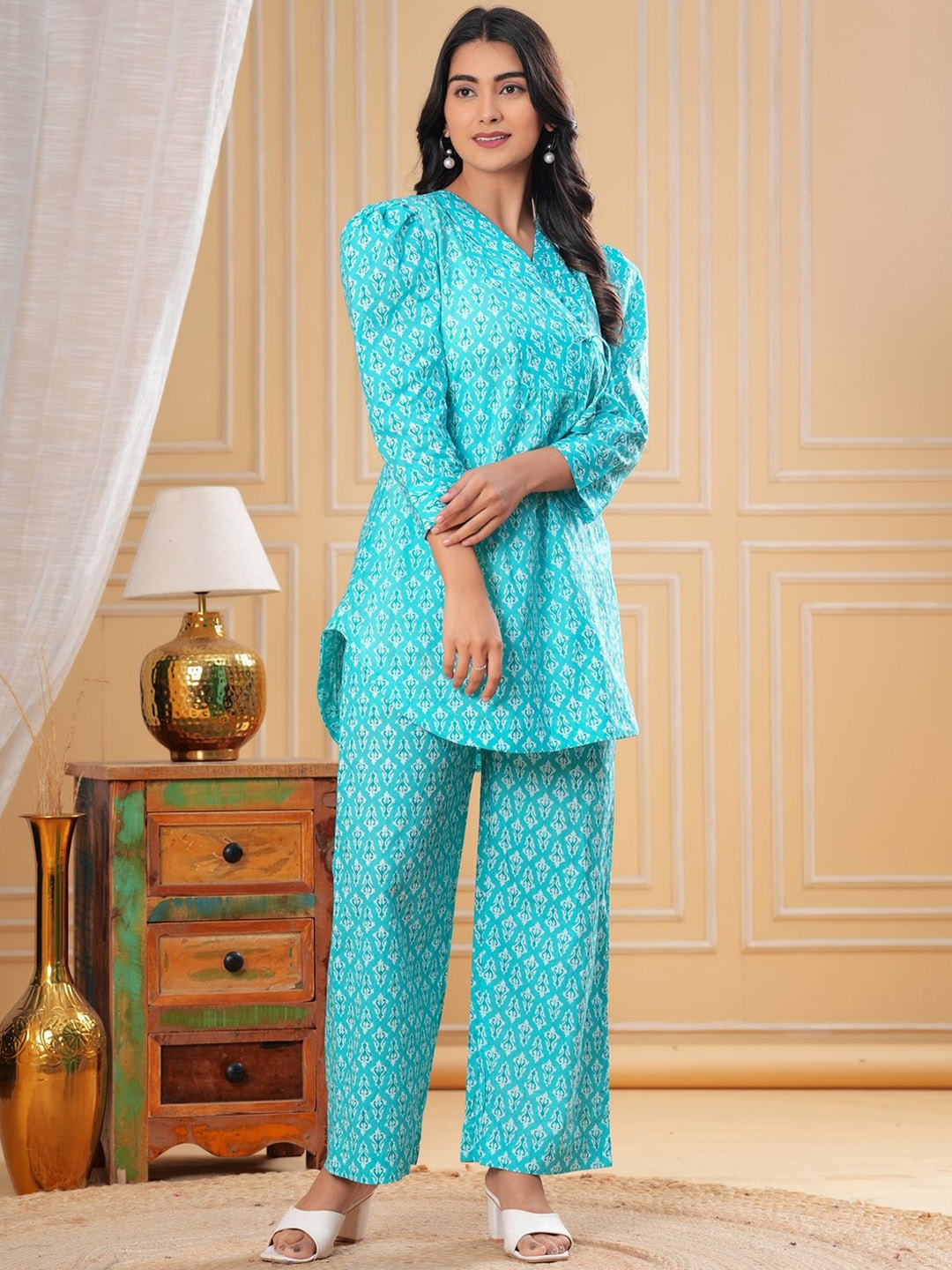 

EtnicaWear Ethnic Motifs Printed V-Neck Straight Pure Cotton Co-Ords, Turquoise blue