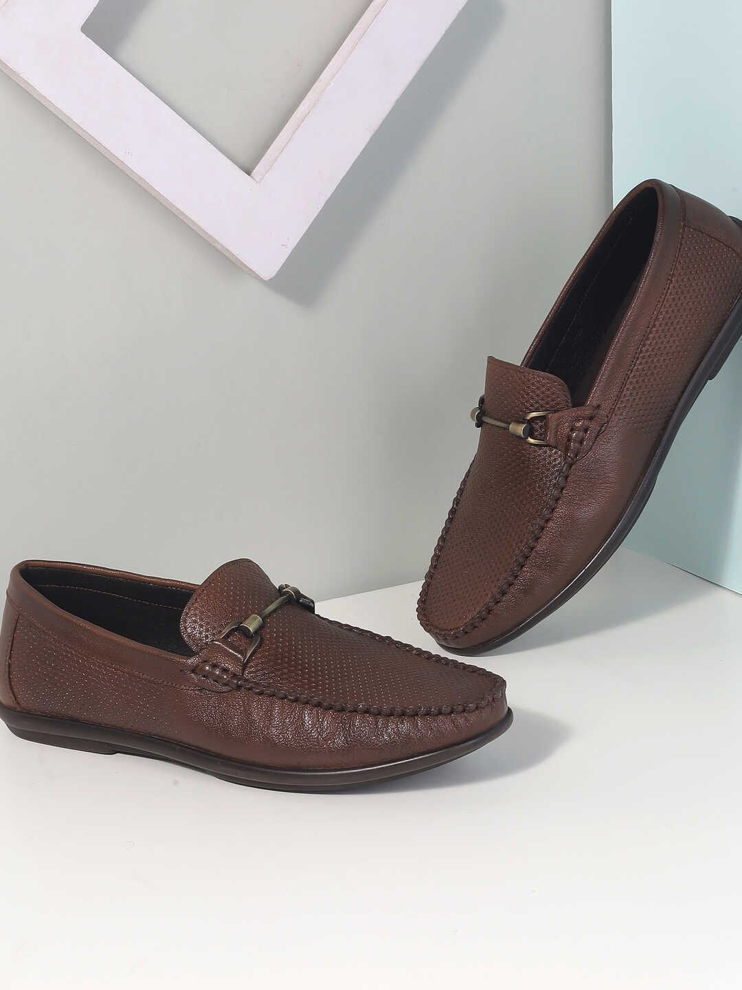 

Mochi Men Textured Leather Horsebit Loafers, Brown